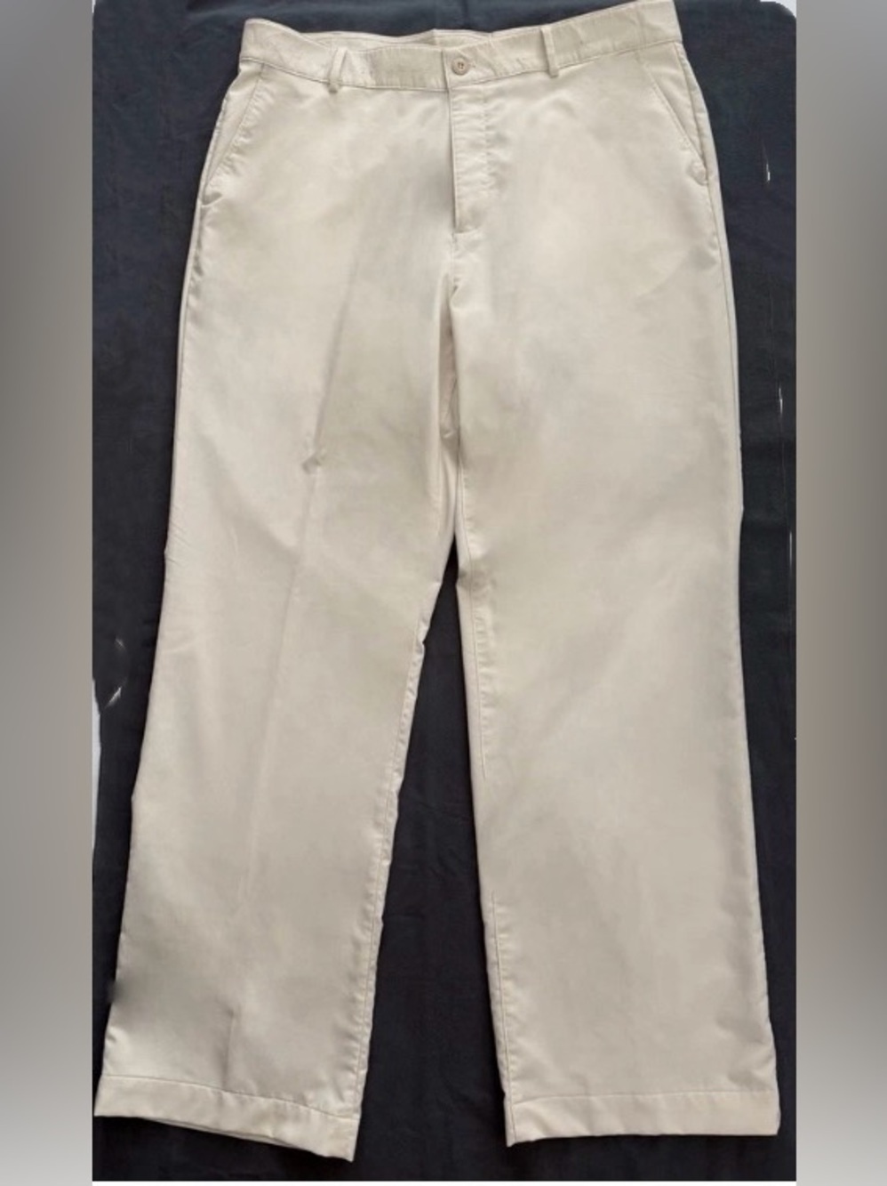 Under Armour Men's Beige Dress Pants